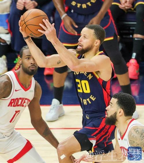NBA季后赛4月29日:火箭对阵勇士 库里精彩表现集锦 NBA季后赛4月29日:火箭对阵勇士 库里精彩表现集锦